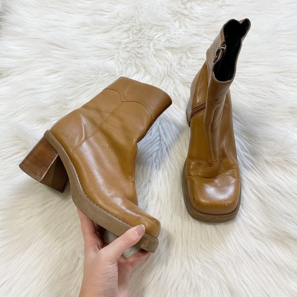 Harley-Davidson Shoes - HARLEY DAVIDSON Leather Chunky Heel Boot SZ 7.5